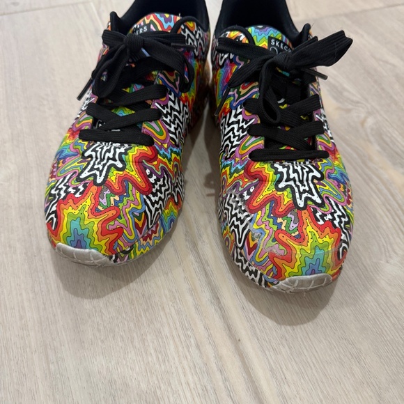 Jen Stark x Sketchers Sneakers - Picture 2 of 5